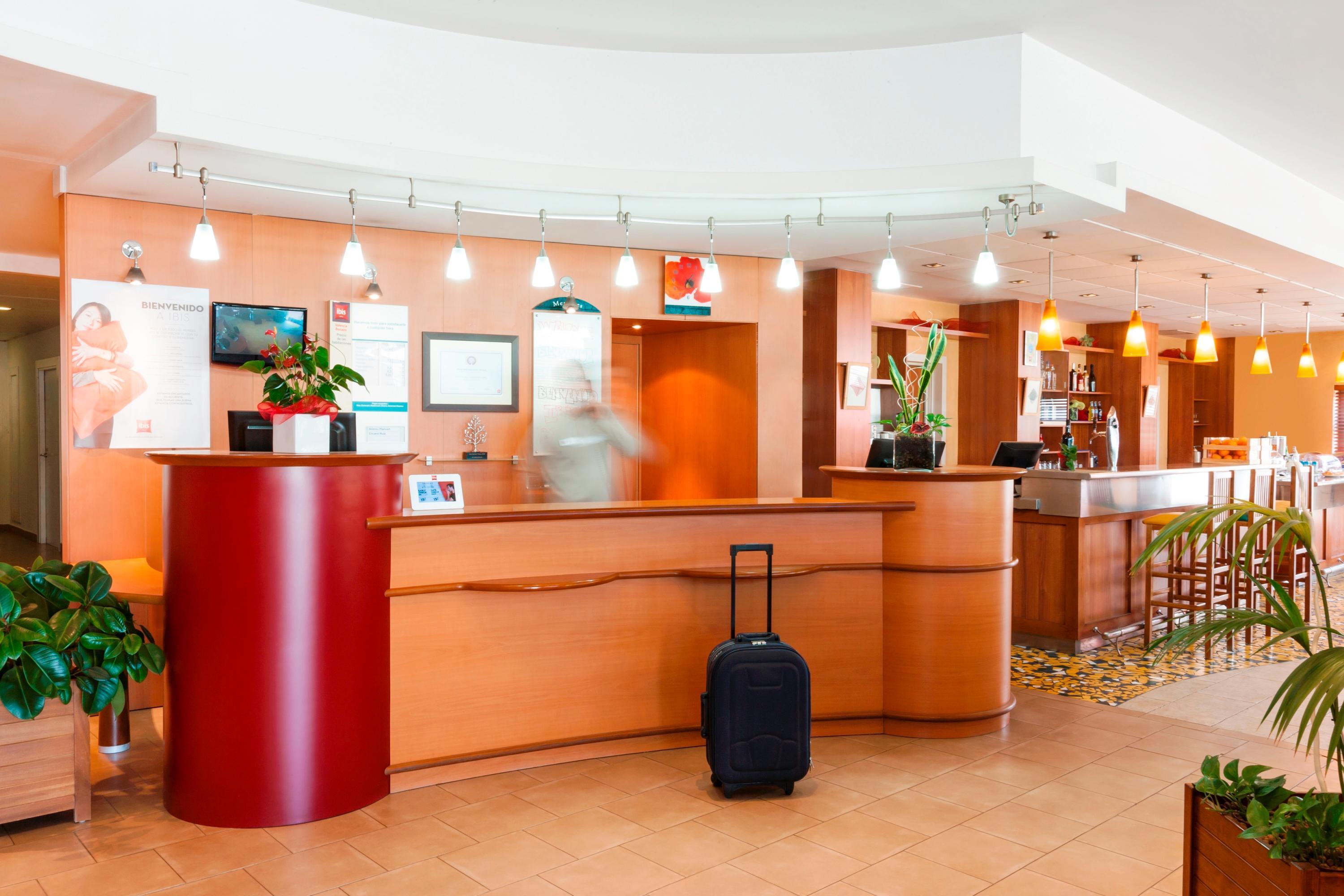 Hôtel Ibis Valencia Bonaire Aeropuerto à Aldaia Extérieur photo